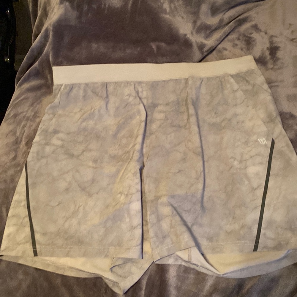 Mens VRST Shorts